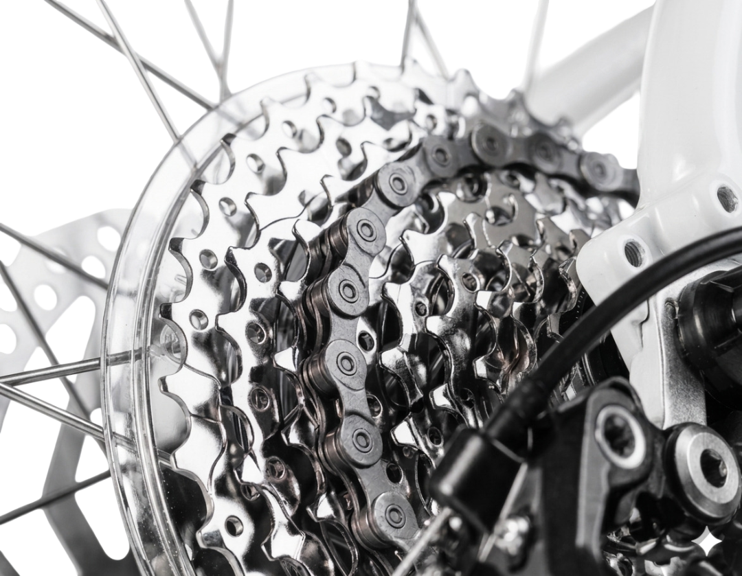 Cassette de vélo détaillée en noir et blanc